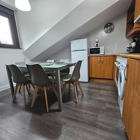 21a03 Atico Moderno Cabanaquinta Apartment